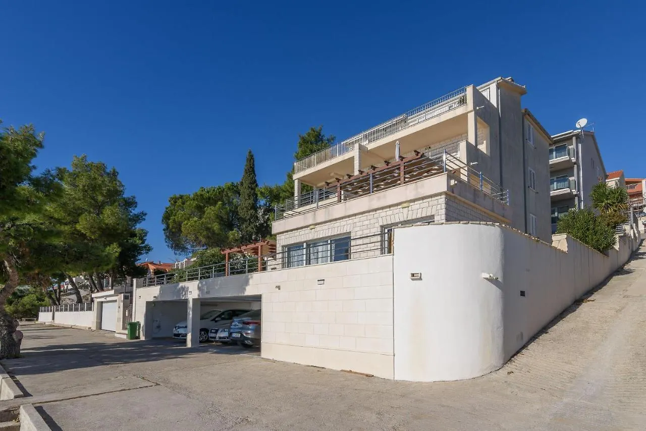 Apartment Helli Trogir