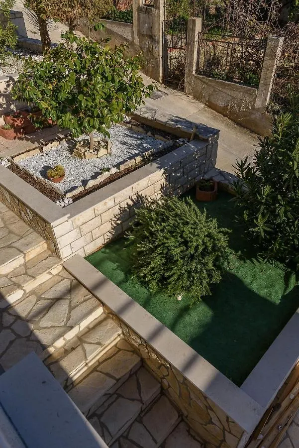 Apartment Helli Trogir